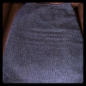 Size 4. Work skirt. Knee length